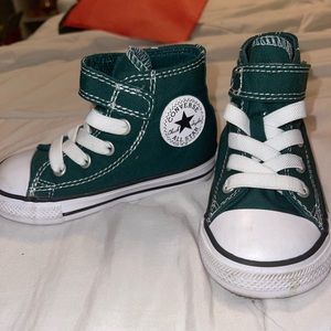 Converse size 6  Toddler